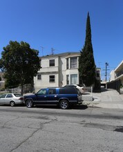 923-925 N Ardmore Ave in Los Angeles, CA - Building Photo - Building Photo