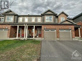 608 Bluegill Ave in Ottawa, ON - Building Photo
