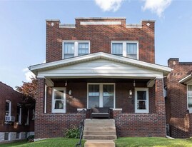 4975 Loughborough Ave, Unit 2nd Floor in St. Louis, MO - Building Photo