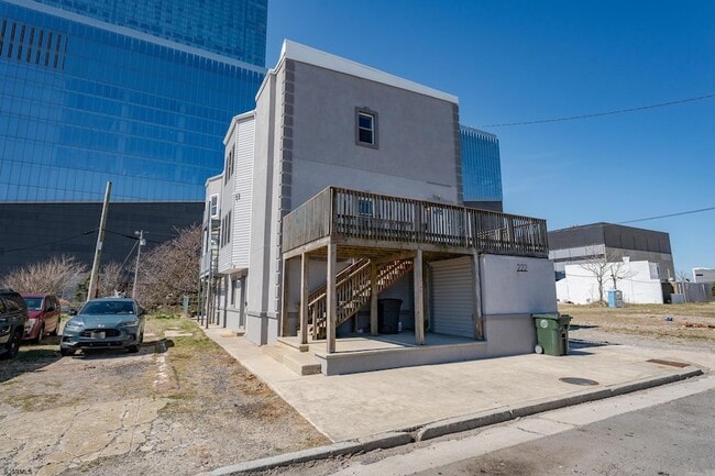 property at 222 S Rhode Island Ave