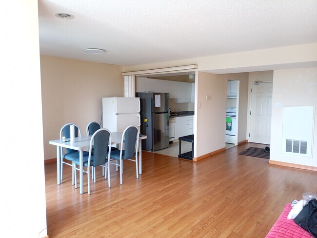 30 Chapman Crt in London, ON - Building Photo - Building Photo