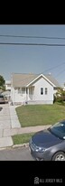 33 Hermann St in Carteret, NJ - Building Photo