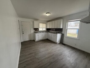 1248 Ingleside Ave in Flint, MI - Building Photo - Building Photo