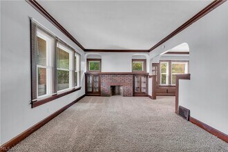 1042 Mozina Dr-Unit -DN in Cleveland, OH - Building Photo - Building Photo