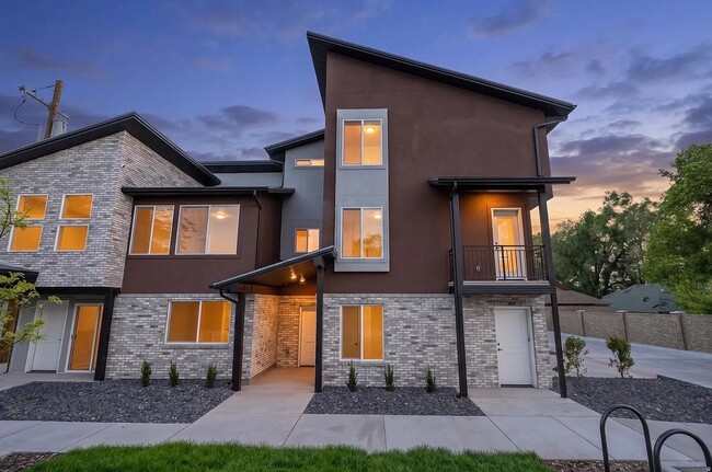 property at 642 28th St