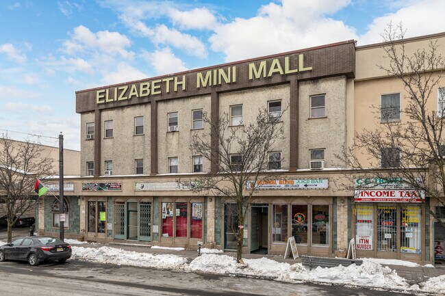 Elizabeth Mini Mall in Elizabeth, NJ - Building Photo - Building Photo