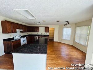 11911 Altamonte Oaks in San Antonio, TX - Foto de edificio - Building Photo