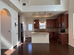 16101 Hawthorne Heights Trail in Austin, TX - Building Photo - Building Photo