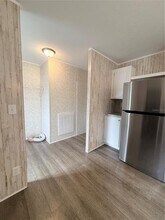 932 SE 40th Pl in Melrose, FL - Building Photo - Building Photo