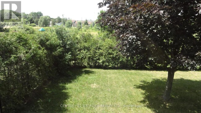 11 Herrell Ave in Barrie, ON - Building Photo - Building Photo