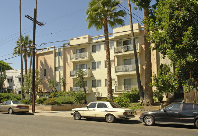 Kogan Laresa in Los Angeles, CA - Foto de edificio - Building Photo