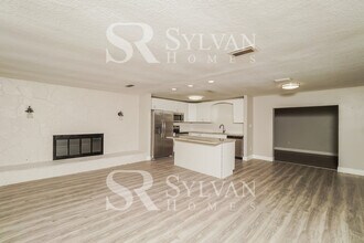 9263 Gerona St in Spring Hill, FL - Building Photo - Building Photo