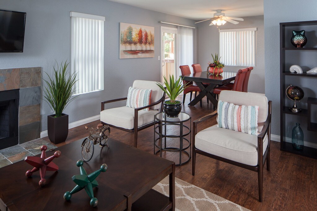 Corona Pointe Resort Riverside, CA Apartments