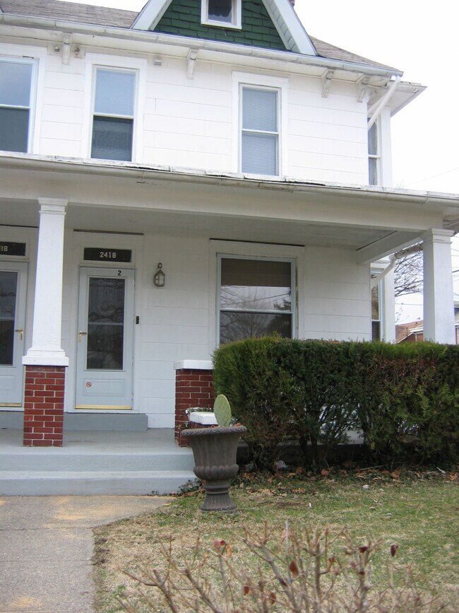 2418 State St Apartments and Nearby Harrisburg Apartments For Rent Harrisburg, PA