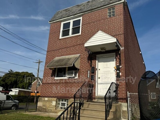 7916 Loretto Ave in Philadelphia, PA - Foto de edificio - Building Photo