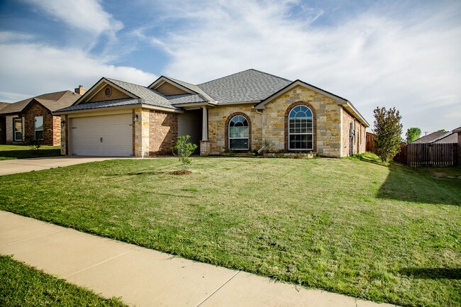 property at 2908 Tarrant County Dr