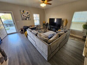 201 Bellamy Ave in Norfolk, VA - Building Photo - Building Photo