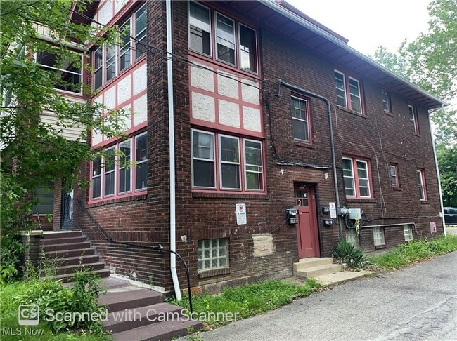 property at 280 Fairgreen Ave