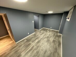 1192 Whitefield Dr in Peterborough, ON - Building Photo - Building Photo