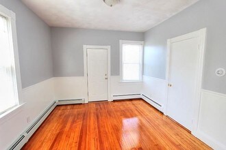 524 Charles St-Unit -1R in Providence, RI - Building Photo - Building Photo
