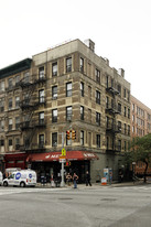 795 Ninth Avenue, Apartamentos