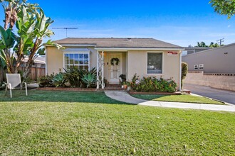 1018 Grant St in Santa Monica in Santa Monica, CA - Building Photo - Building Photo