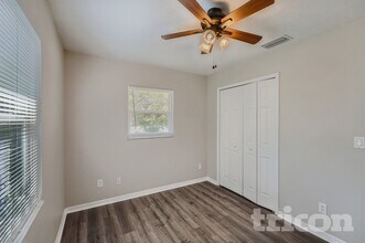 2705 Knollwood Trail in Eustis, FL - Foto de edificio - Building Photo