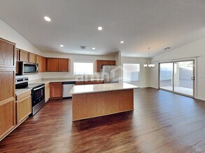 14920 N 172nd Ln in Surprise, AZ - Foto de edificio - Building Photo