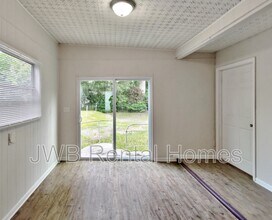 2122 Leger Cir in Jacksonville, FL - Building Photo - Building Photo