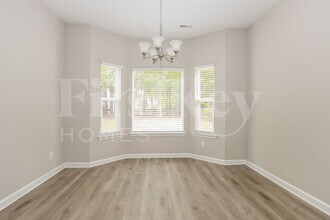 11210 Isthmus Ct in Charlotte, NC - Foto de edificio - Building Photo