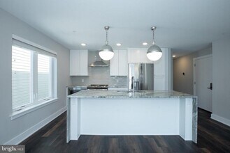 817 N 20th St in Philadelphia, PA - Building Photo - Building Photo