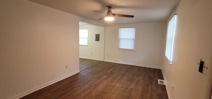 1210 Carson Dr in Tallahassee, FL - Building Photo - Building Photo