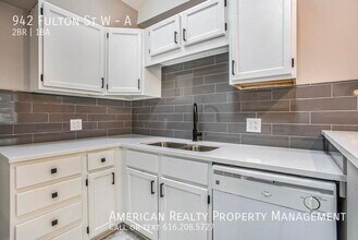 942 Fulton St W-Unit -A in Grand Rapids, MI - Building Photo - Building Photo