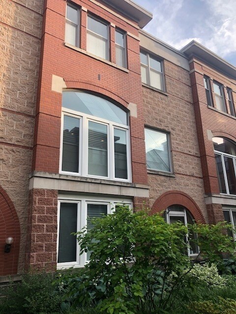 235 S Marion St in Oak Park, IL - Building Photo - Building Photo
