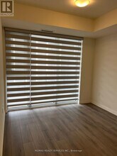 8960 Jane St in Vaughan, ON - Building Photo - Building Photo