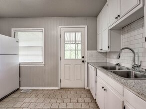 1313 Laverne Ave in Shawnee, OK - Building Photo - Building Photo