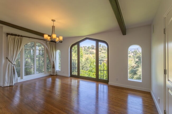 854 Oneonta Dr in South Pasadena, CA - Building Photo - Building Photo