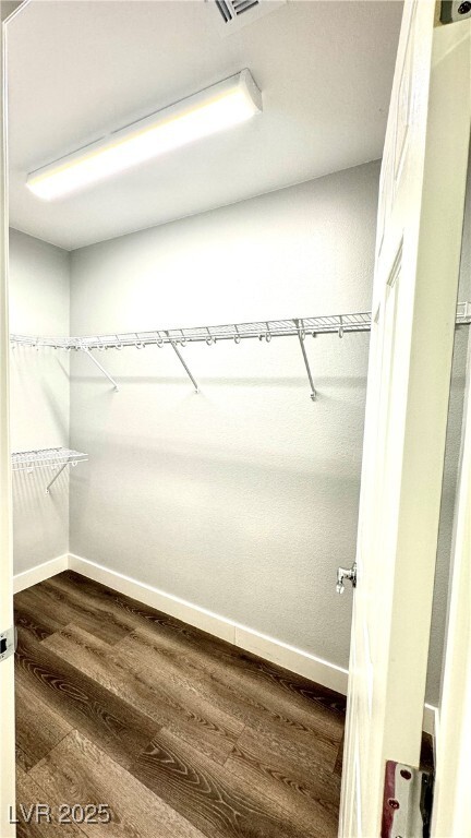 property at 5718 Woodchester Ave