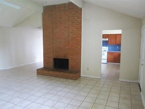 17907 Fieldglen Dr in Houston, TX - Building Photo - Building Photo