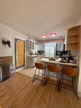 571 E 59th St in Hialeah, FL - Building Photo - Building Photo