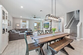 1088 Sterling Pine Pl in Loxahatchee, FL - Building Photo - Building Photo