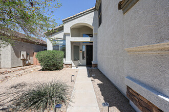 6506 W Molly Ln in Phoenix, AZ - Foto de edificio - Building Photo
