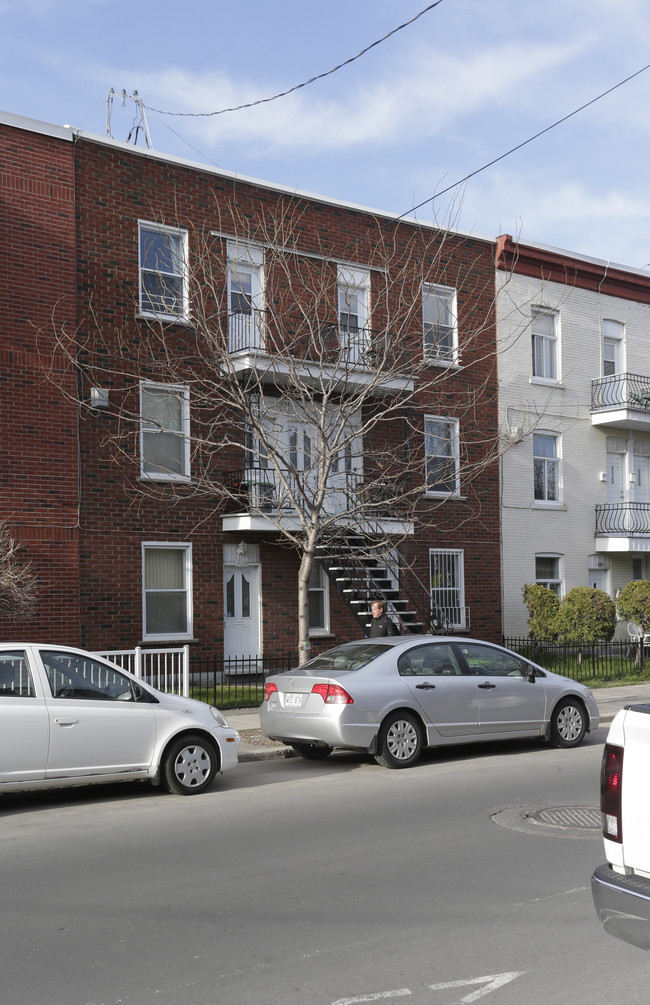 401 Galt Rue in Montréal, QC - Building Photo - Primary Photo