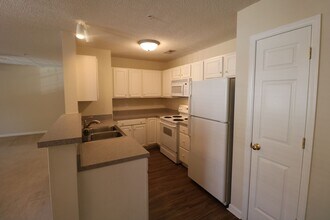 823 Scholastic Dr in Winston-Salem, NC - Building Photo - Building Photo