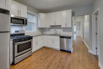 5039 W Cullom Ave in Chicago, IL - Building Photo - Building Photo