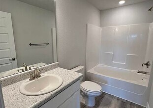 6029 Brylex Ln in Bellview, FL - Building Photo - Building Photo