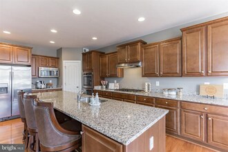 2716 Beech Orchard Ln in Upper Marlboro, MD - Foto de edificio - Building Photo