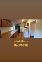 209 Winsor Dr in Lebanon, MO - Building Photo