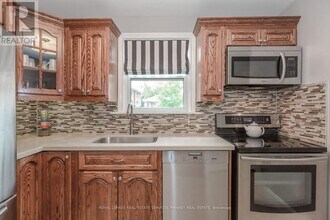 96 Albert Ave in Toronto, ON - Building Photo - Building Photo