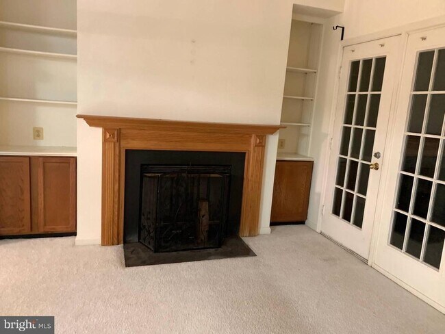 13062 Shadyside Ln, Unit 96-6 in Germantown, MD - Foto de edificio - Building Photo